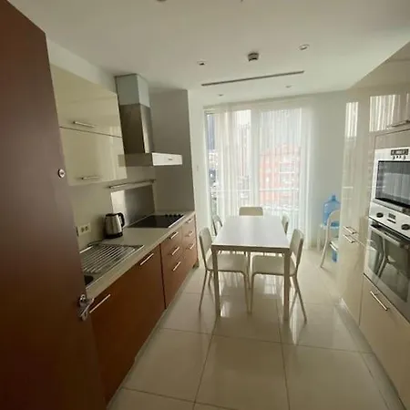 Apartment 2+1 Iki Yatak Odali Rezidans Dairesi *