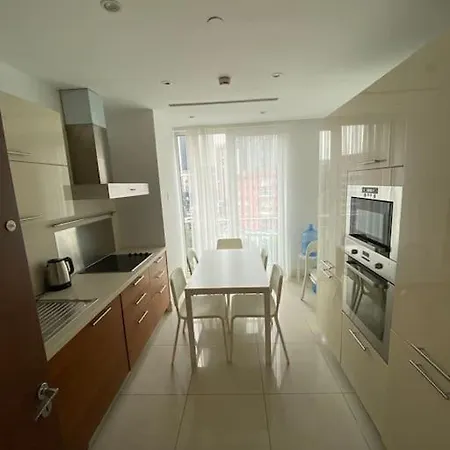 2+1 Iki Yatak Odali Rezidans Dairesi Istanbul